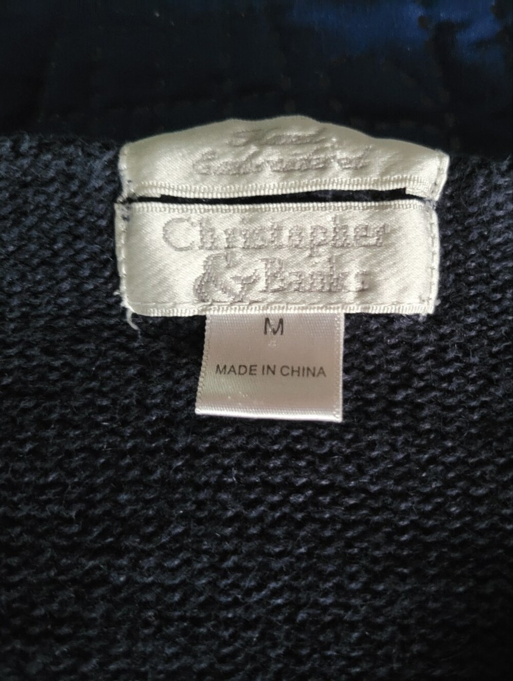 Christopher & Banks Navy V‑Neck Sweater with Red and Cream Leaf Motifs - Picture 2 of 2